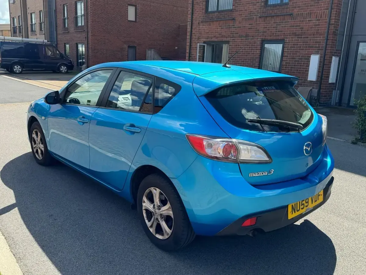 Used Mazda 3 2009 Blue Hatchback
