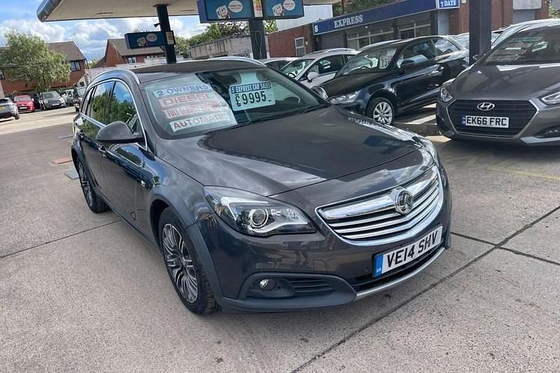 Used Vauxhall Insignia Country Tourer 195 HP (143 kW) 2014 Estate