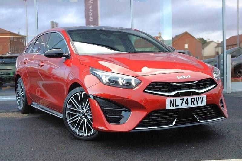 Orange Used 2024 Kia ProCeed GT-Line S Estate | £22,391 (Fair price) - Image 1/3