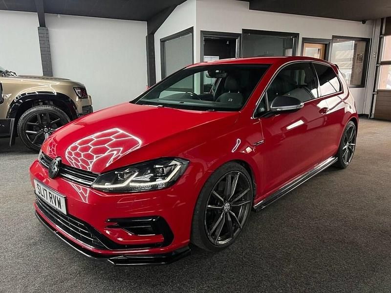 Used VW Golf VII R 310 HP (228 kW) 2017 Red Hatchback