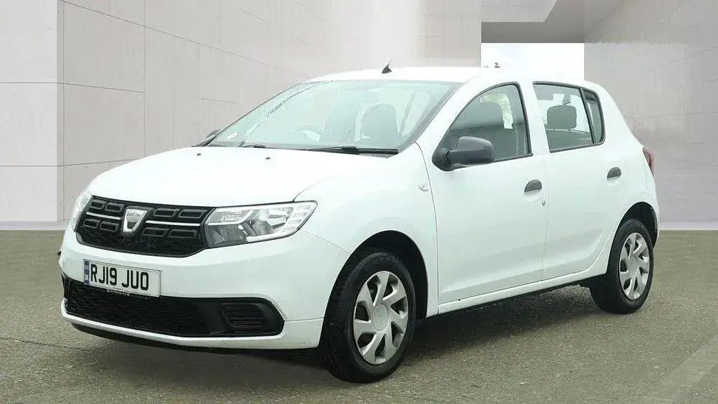 Used Dacia Sandero Essentiel 2019 White Hatchback
