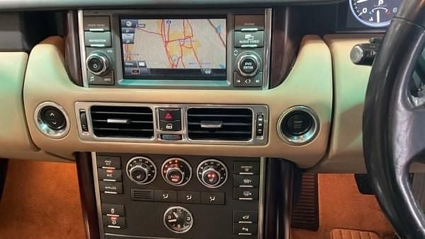 Used Land Rover Range Rover Vogue 313 HP (230 kW) 2011 Grey SUV