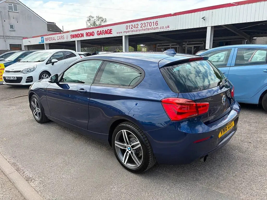 Used BMW 118 Sport Line 136 HP (100 kW) 2016 Blue Hatchback