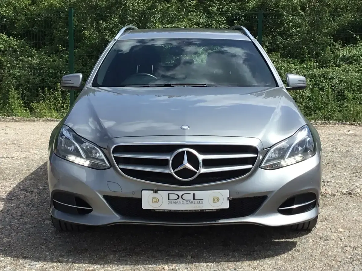 Used Mercedes E220 SE 170 HP (125 kW) 2014 Silver Estate