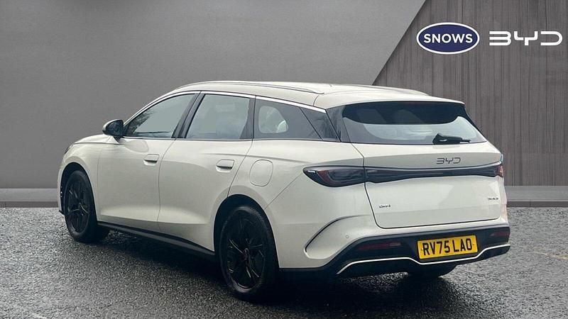 Used BYD Seal Boost 184 HP (135 kW) 2025 Gold Estate