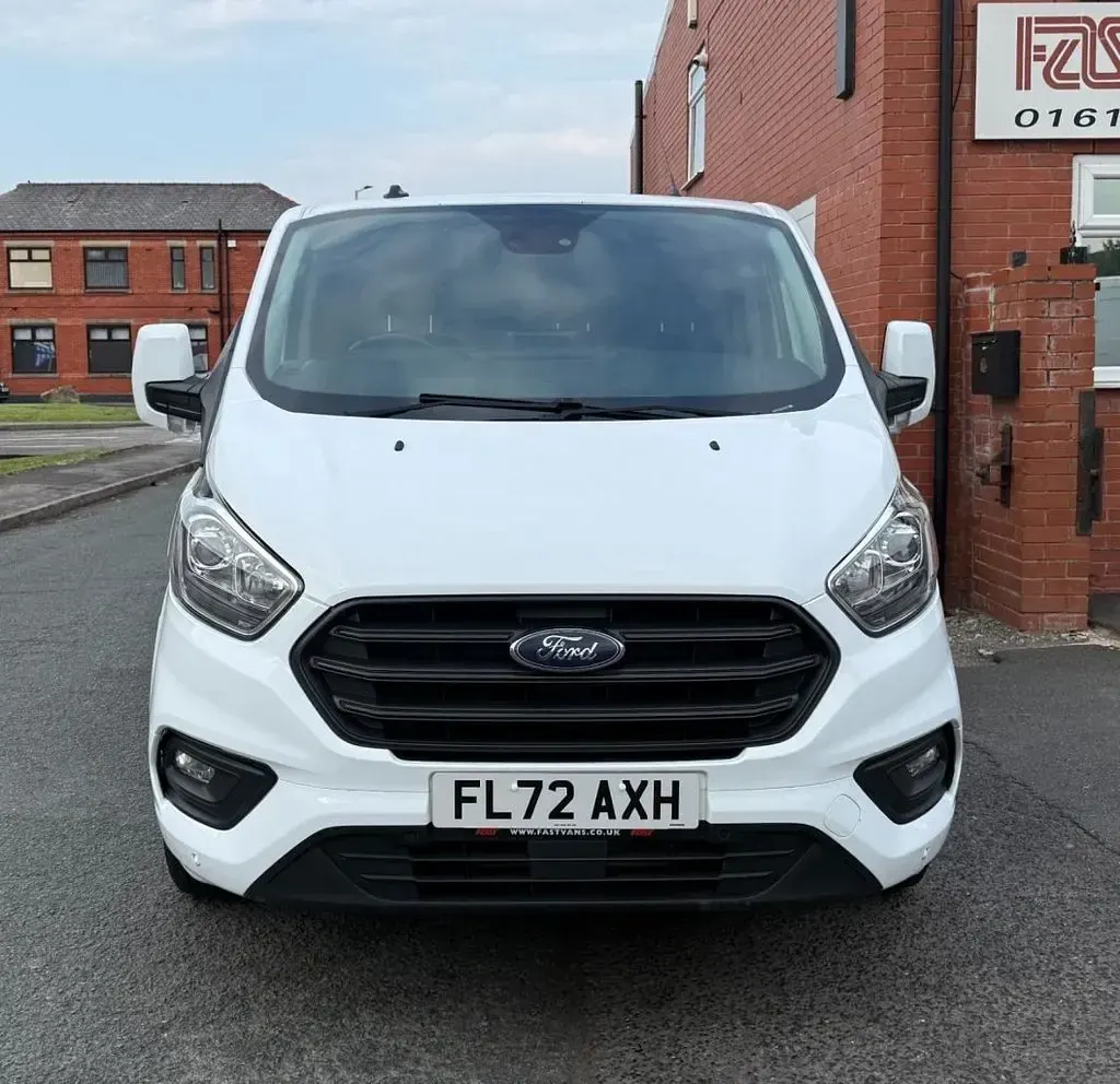 Used Ford Transit Custom Trend 130 HP (95 kW) 2022 White Van