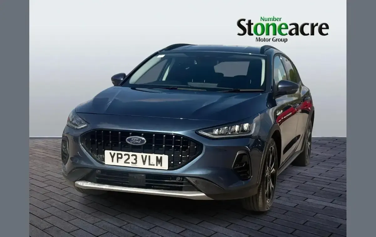 Used Ford Focus Active X 155 HP (114 kW) 2023 Blue Hatchback