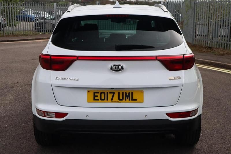 Used Kia Sportage 115 HP (84 kW) 2017 White SUV