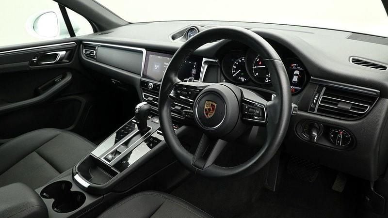 Image 3/4