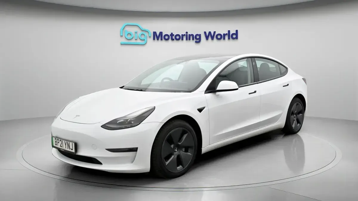 Used Tesla Model 3 Long Range AWD 366 kW (498 HP) 2021 White Sedan
