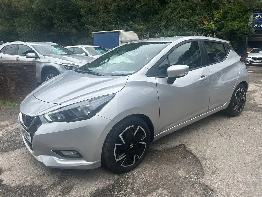 Used Nissan Micra Acenta 92 HP (67 kW) 2022 Silver Hatchback
