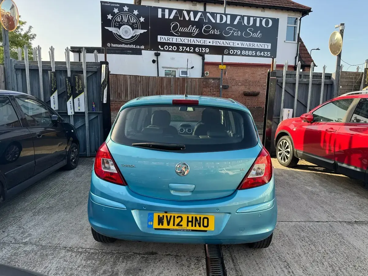 Used Vauxhall Corsa 100 HP (73 kW) 2012 Blue Hatchback