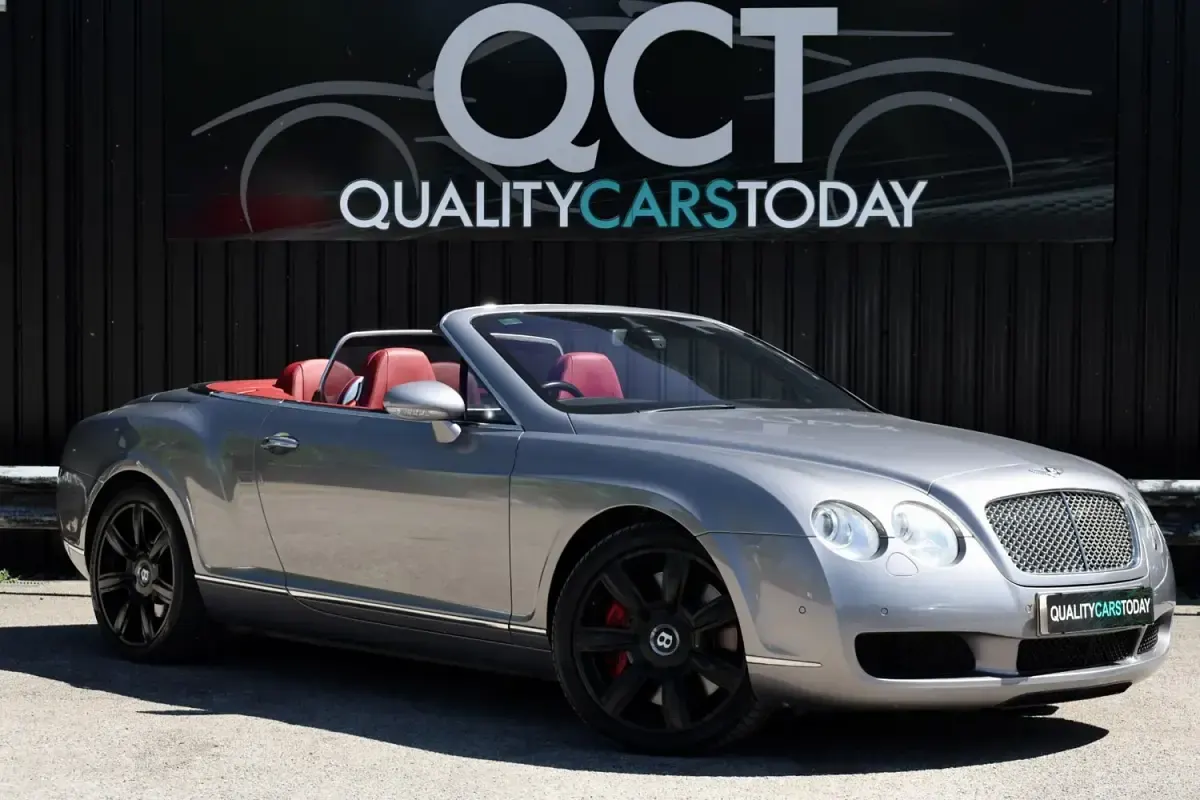 Begagnad Bentley Continental 2006 Silver Cab