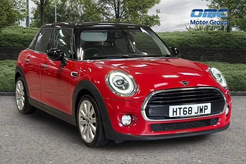 Red Used 2019 Mini Cooper Classic Hatchback | £10,817 (Good price) - Image 1/4