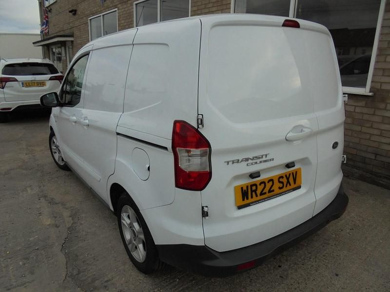 Used Ford Transit Limited 100 HP (73 kW) 2022 White Van