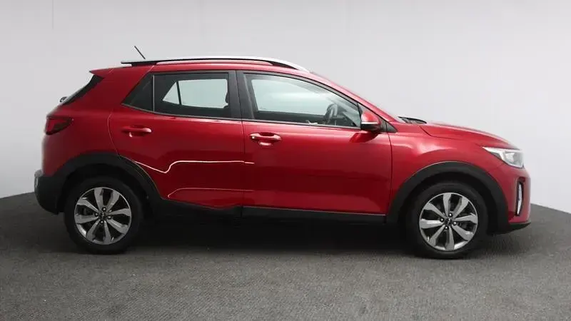 Used Kia Stonic 2023 Red SUV