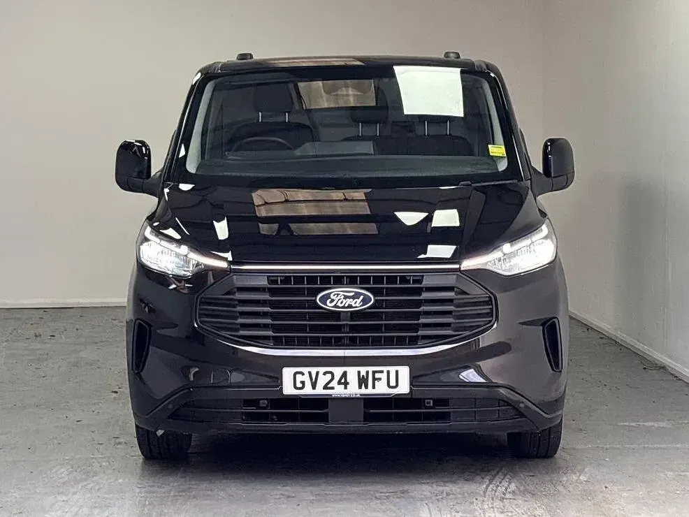 Used Ford Transit Custom Limited 150 HP (110 kW) 2024 Black Van