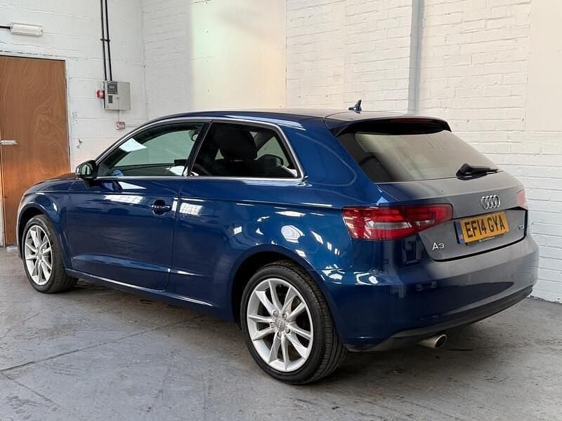 Used Audi A3 Sport 110 HP (80 kW) 2014 Blue Hatchback