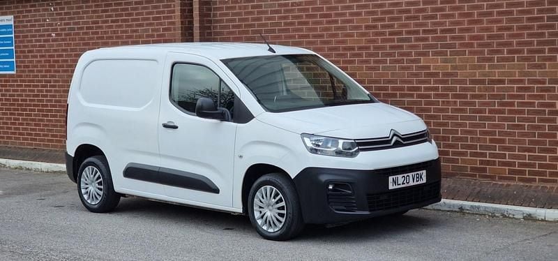 Used Citroën Berlingo Start 2020 White MPV