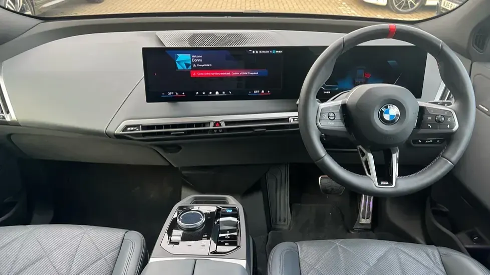 Usado BMW iX Comfort Edition 478 kW (650 CV) 2025 Gris SUV