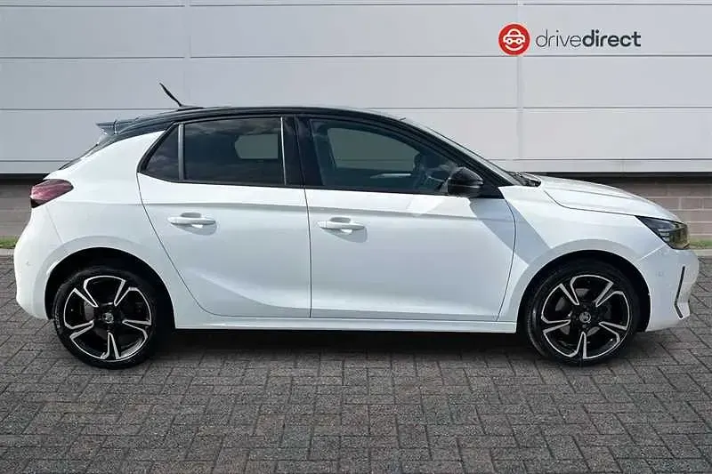 Used Vauxhall Corsa S 100 HP (73 kW) 2024 White Hatchback