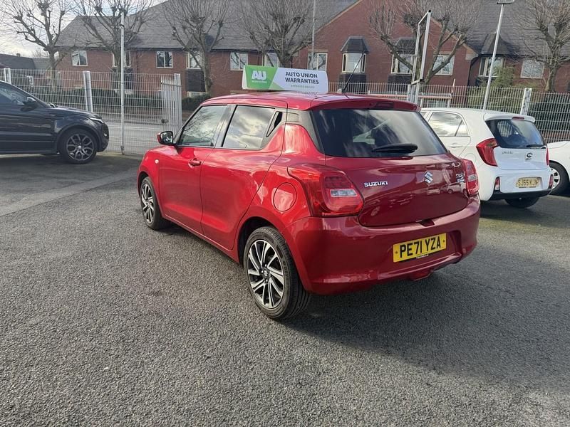Usado Suzuki Swift SZ-L 83 HP (61 kW) 2021 Vermelho Citadino