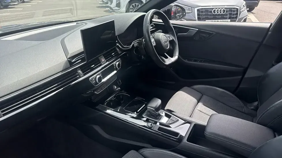 Used Audi A5 Sportback Black Edition 163 HP (119 kW) 2022 Grey Hatchback