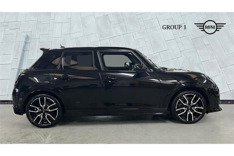 New Mini Cooper Sport 150 kW (204 HP) 2025 Midnight black ii Hatchback