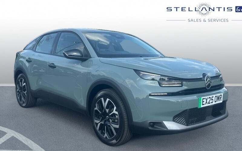 New 2024 Citroën e-C4 Hatchback | £21,000 (Super price) - Image 1/4