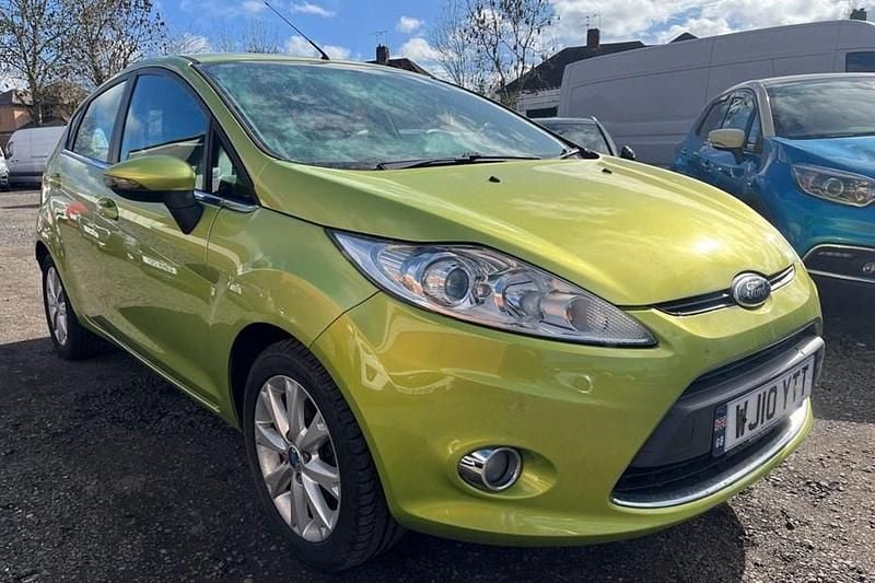 Used Ford Fiesta Zetec 82 HP (60 kW) 2010 Green Hatchback