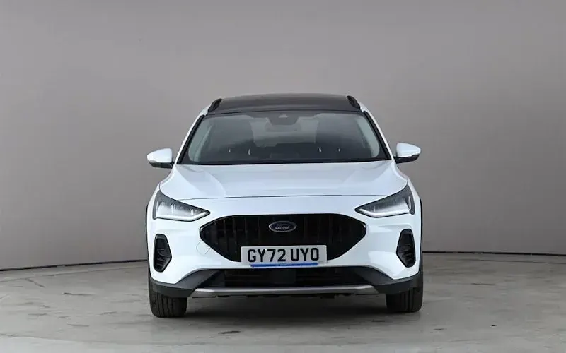 Used Ford Focus Active 125 HP (91 kW) 2022 White Estate