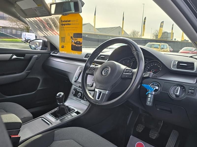 Used VW Passat SE 140 HP (102 kW) 2013 Black Sedan