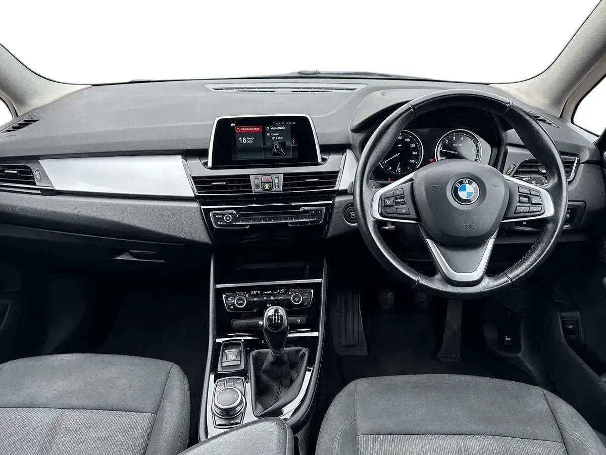Used BMW 218 2018 White Estate
