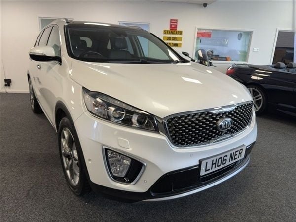 White Used 2015 Kia Sorento 4 SUV | £14,990 (Fair price) - Image 1/1