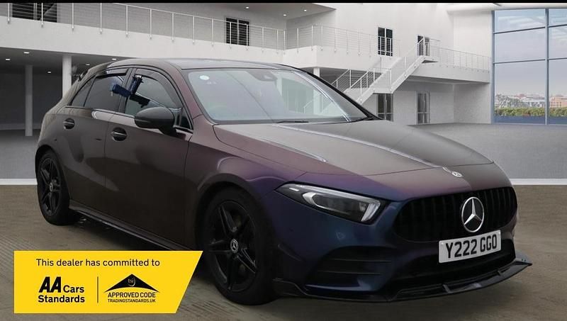 Used Mercedes A250 AMG Line Premium Plus 224 HP (164 kW) 2019 Multicoloured Hatchback