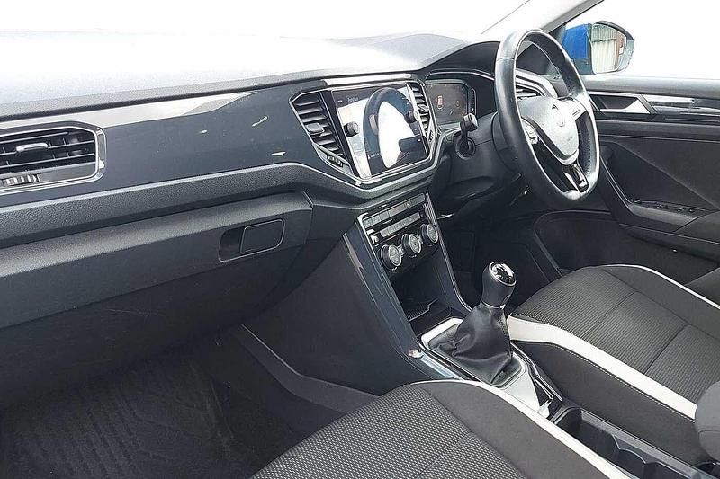 Used VW T-Roc SEL 115 HP (84 kW) 2019 Blue SUV