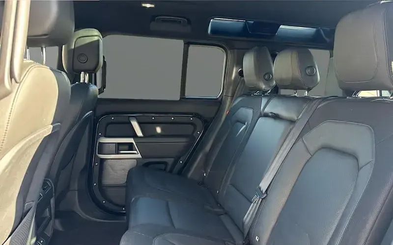 Usado Land Rover Defender HSE Dynamic 249 HP (183 kW) 2025 SUV