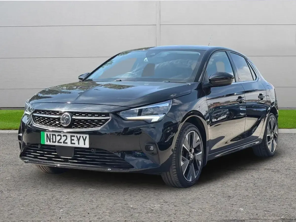 Used Vauxhall Corsa-e Elite 98 kW (134 HP) 2022 Black Hatchback