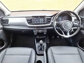Begagnad Kia Stonic 2019 Vit SUV