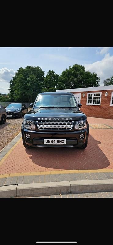 Black Used 2015 Land Rover Discovery 4 HSE SUV | £9,995 (Super price) - Image 1/4