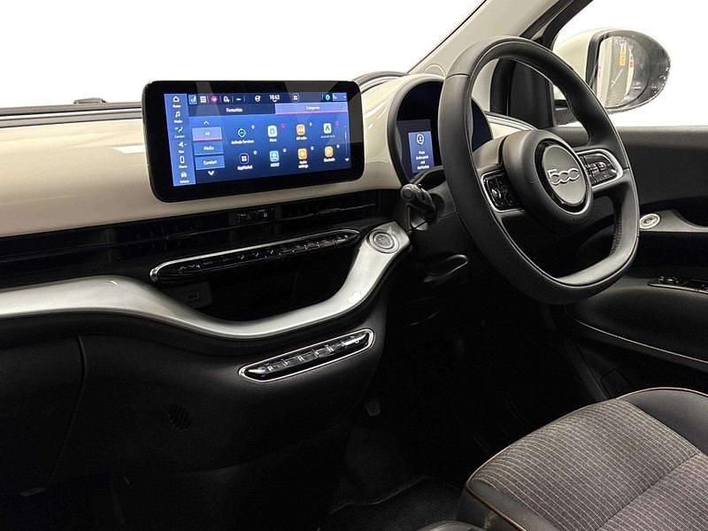 Used Fiat 500e Icon 86 kW (118 HP) 2023 White Hatchback