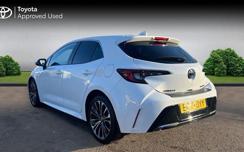 Usado Toyota Corolla Design 140 CV (102 kW) 2026 Utilitario