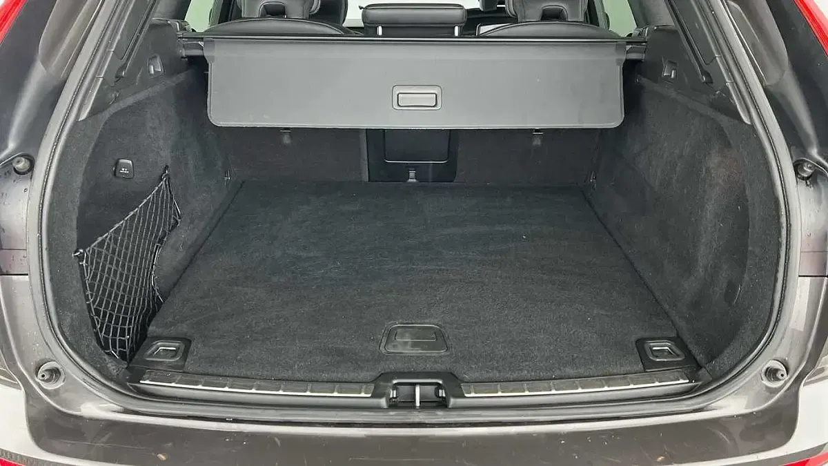 Used Volvo XC60 Plus 2023 Grey SUV