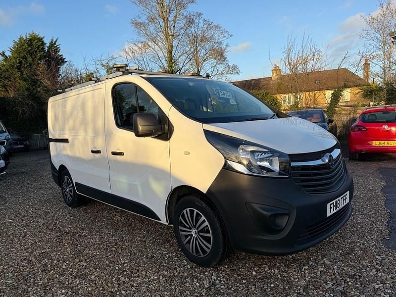 White Used 2018 Vauxhall Vivaro S MPV | £8,495 (Super price) - Image 1/4