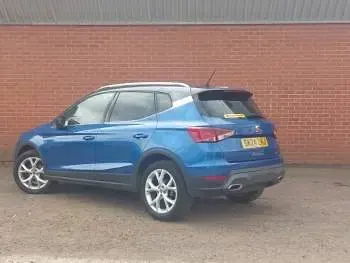 Used Seat Arona FR 110 HP (80 kW) 2024 Blue SUV