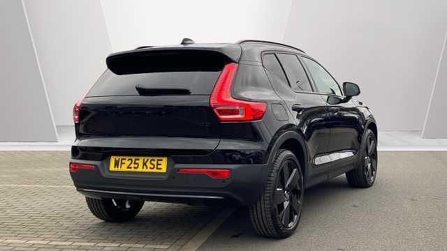 Used Volvo XC40 Ultra 163 HP (119 kW) 2025 Black SUV
