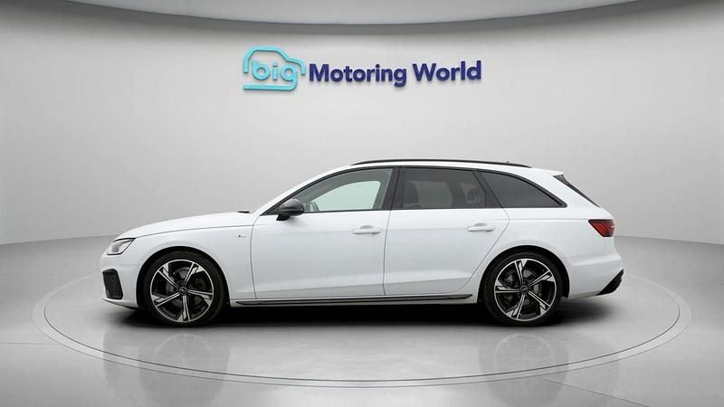 Used Audi A4 Black Edition 150 HP (110 kW) 2022 White Estate