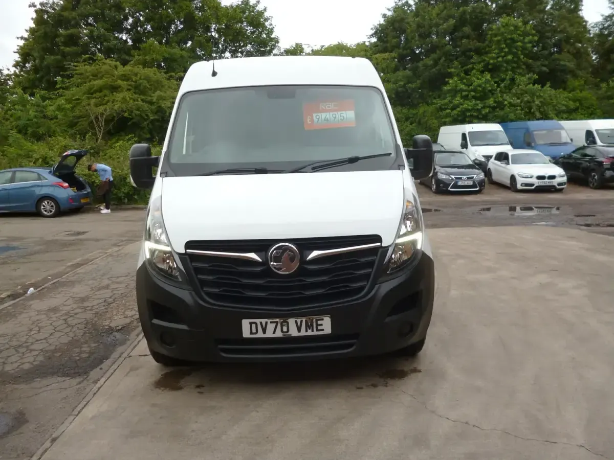 Used Vauxhall Movano Edition 135 HP (99 kW) 2020 White