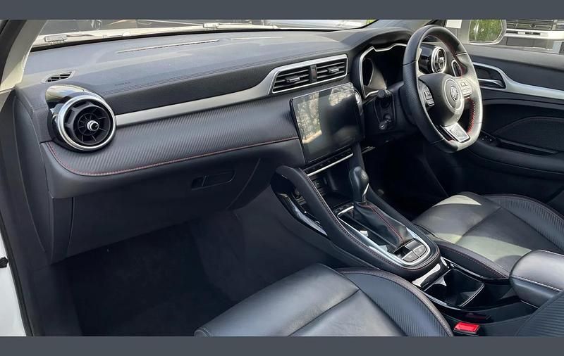 Used MG ZS Exclusive 111 HP (81 kW) 2023 White SUV