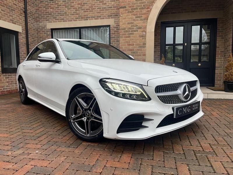 Used Mercedes C300 AMG line 2018 White Sedan